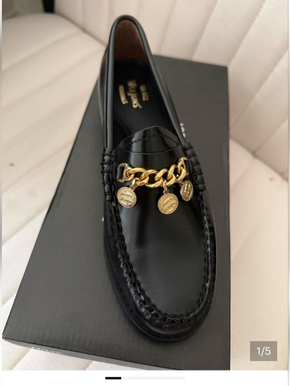 G.H. Bass & Co. Black Leather Whitney Loafer with Gold Chain Detail NwT